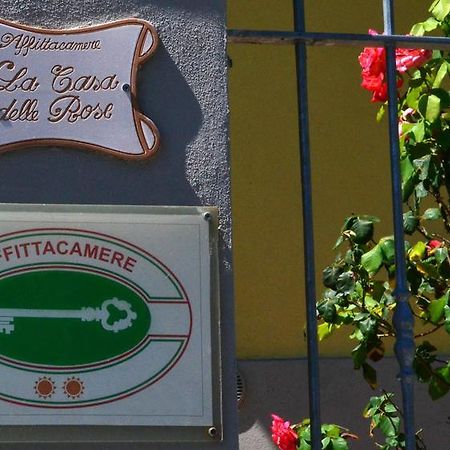 La Casa Delle Rose Room With Air Conditioning ลาสเปเซีย ภายนอก รูปภาพ