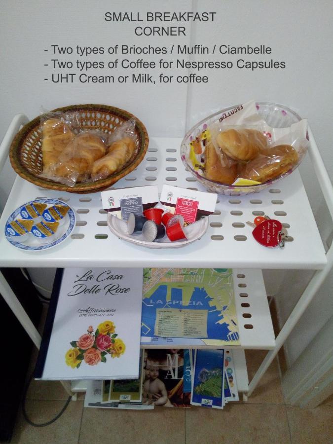 La Casa Delle Rose Room With Air Conditioning ลาสเปเซีย ภายนอก รูปภาพ
